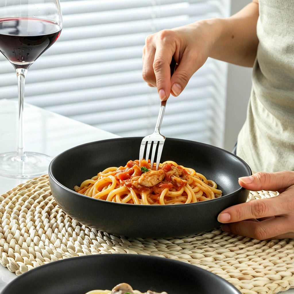 34 oz Stoneware Pasta Bowls Set of 4, Matte Black T423471