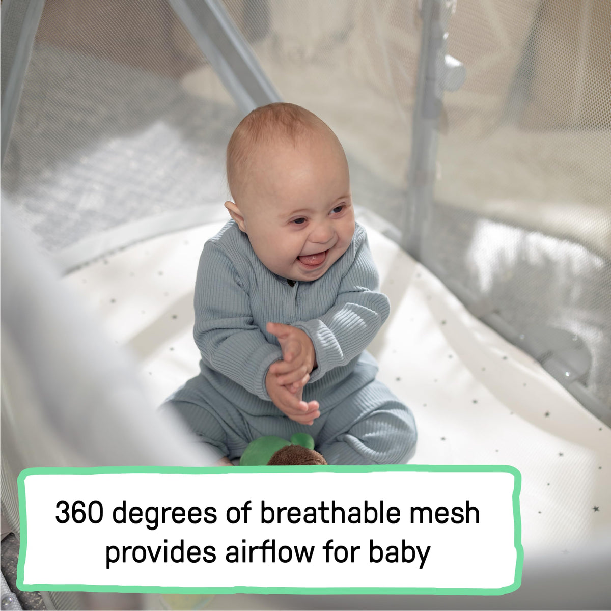 3-in-1 Portable Bassinet & Playard B4950