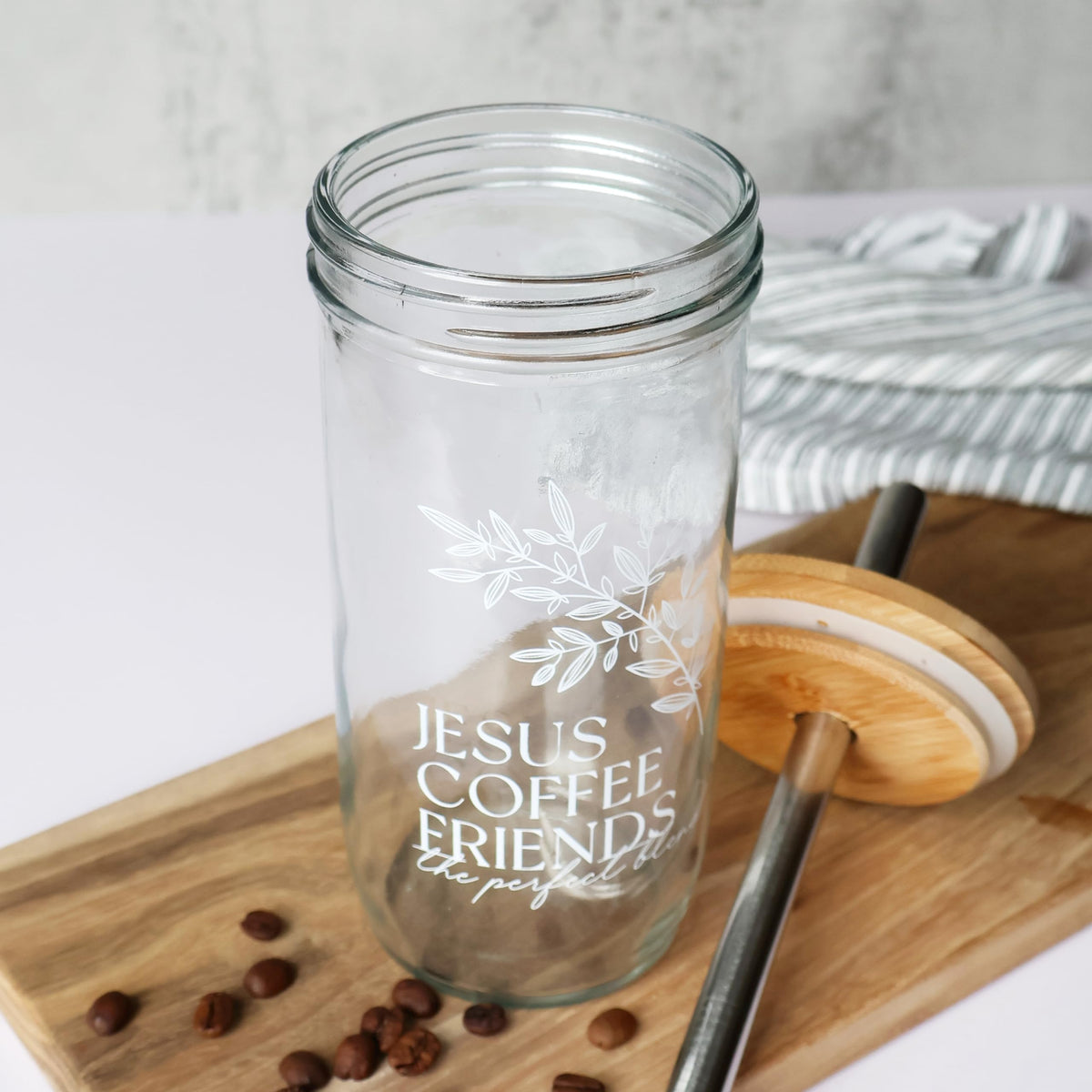 Glass Cup with Acacia Lid and Stainless Steel Straw 22 Ounce E438